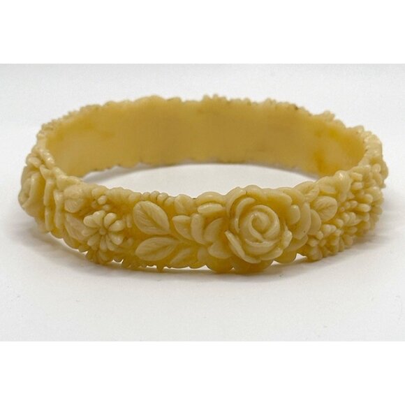 Vintage Bangle Bracelet Carved Celluloid Yellow Flowers Floral Roses - Picture 2 of 4